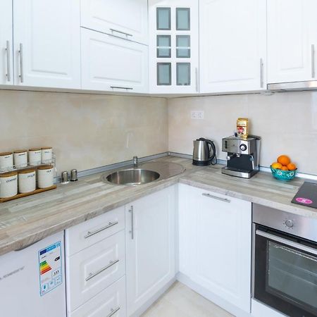 سكوبجي Modern ǀ 1 Bedroom ǀ Wifi المظهر الخارجي الصورة