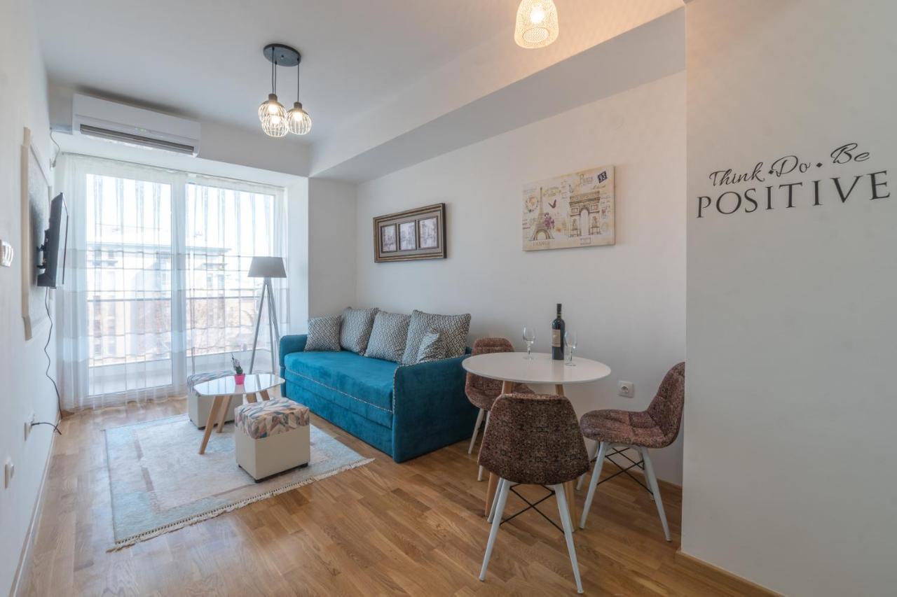 سكوبجي Modern ǀ 1 Bedroom ǀ Wifi المظهر الخارجي الصورة